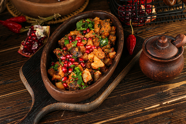 Кучмачи по-мегрельски на кеци